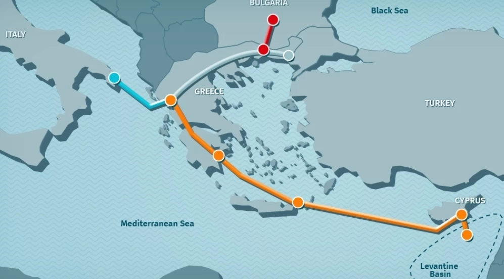 EastMed: Συμμαχία «8» χωρών ζητάει την κατασκευή του αγωγού «by any means necessary» – Πώς θα «μοιράσει» αέριο και στα Βαλκάνια